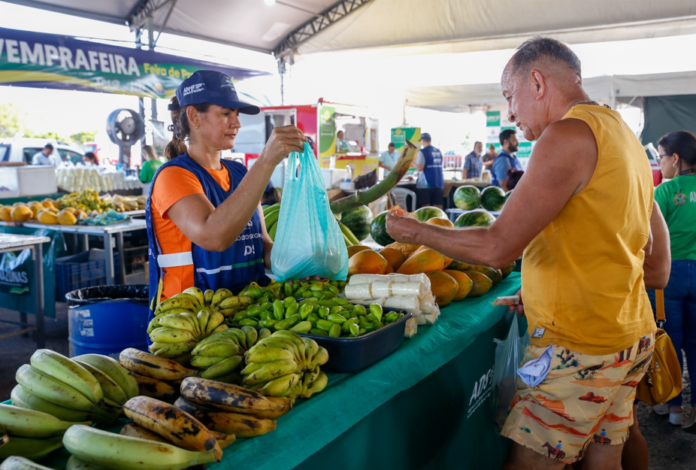 O Governo do Amazonas, por meio da Agência de Desenvolvimento Sustentável (ADS), promove as Feiras de Produtos Regionais em Manaus.