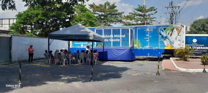 A unidade móvel de saúde do Governo do Amazonas iniciou seus atendimentos no bairro São José, zona leste de Manaus.