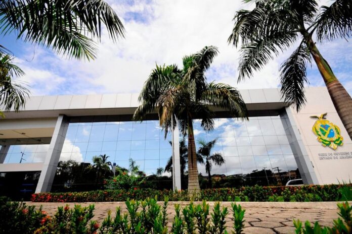 Governo do Estado seguiu os moldes do ponto facultativo da Prefeitura de Manaus.