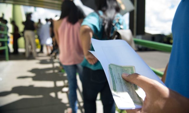 O prazo que impede a prisão de eleitores termina nesta terça-feira, 29 de outubro, como previsto pelo Tribunal Superior Eleitoral (TSE).