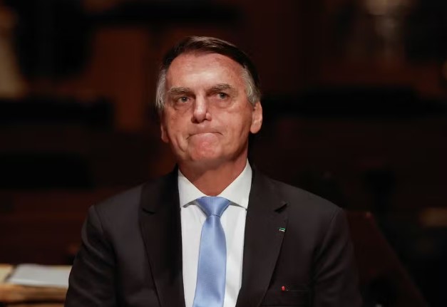 A PF indiciou o ex-presidente Jair Bolsonaro, seu ex-candidato a vice, Walter Braga Netto, e outras 33 pessoas.