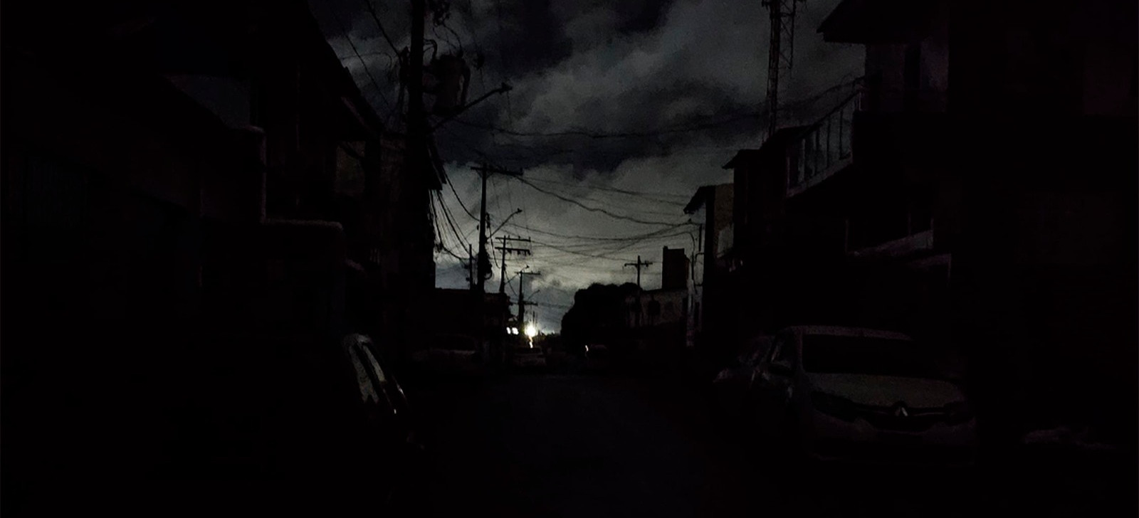 Apagão atinge Manaus e Região Metropolitana na noite desta sexta-feira