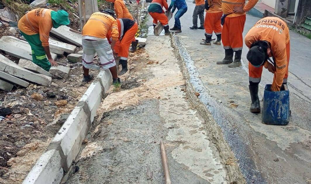 A prefeitura de Manaus concluiu a revitalização de um trecho da rua Paraguaçu, no bairro Petrópolis, zona sul da cidade.