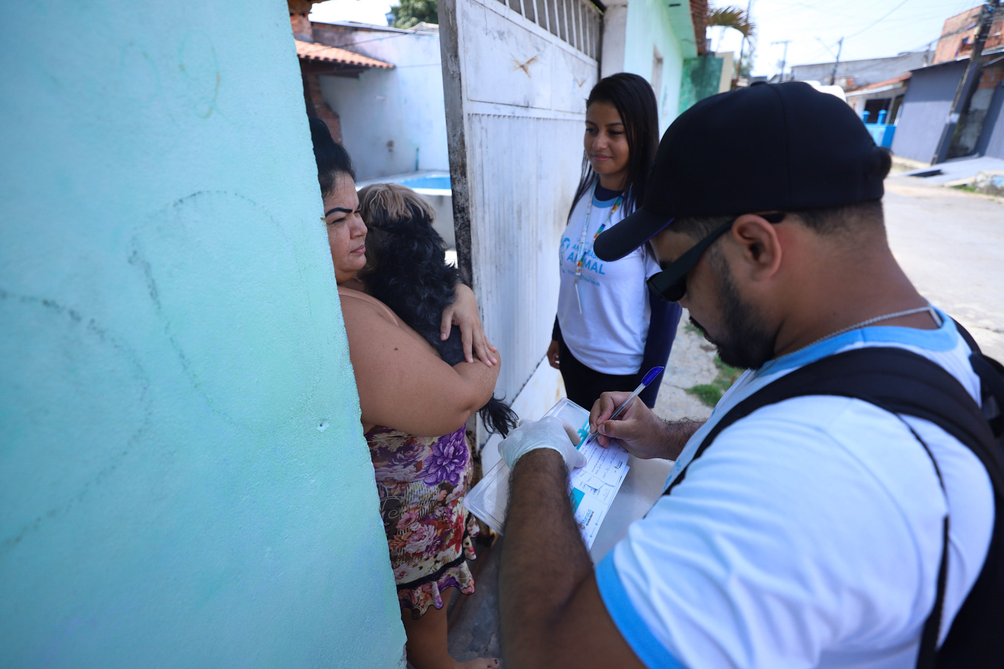 Mais de 286 mil cães e gatos foram vacinados contra a raiva em Manaus entre outubro de 2024 e março de 2025.