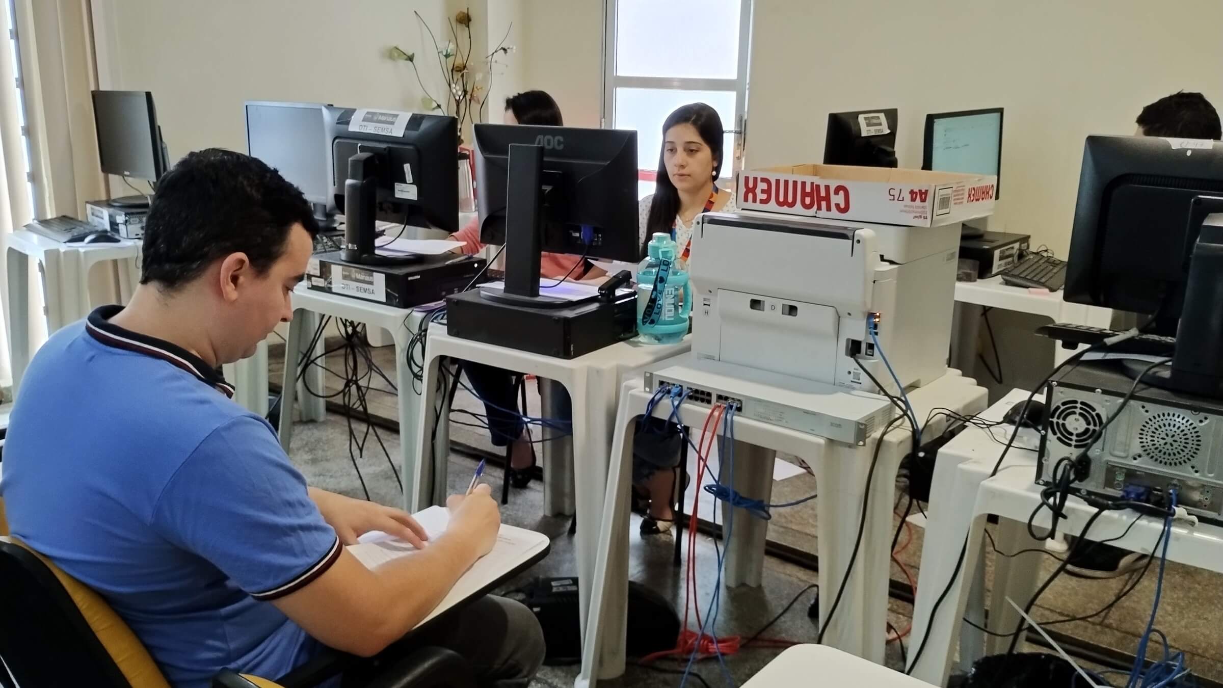 A prefeitura de Manaus anunciou a convocação de mais 11 profissionais aprovados no concurso público da Semsa.