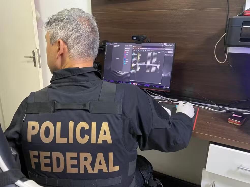 Concurso da PF abre 192 vagas de ensino médio e superior.