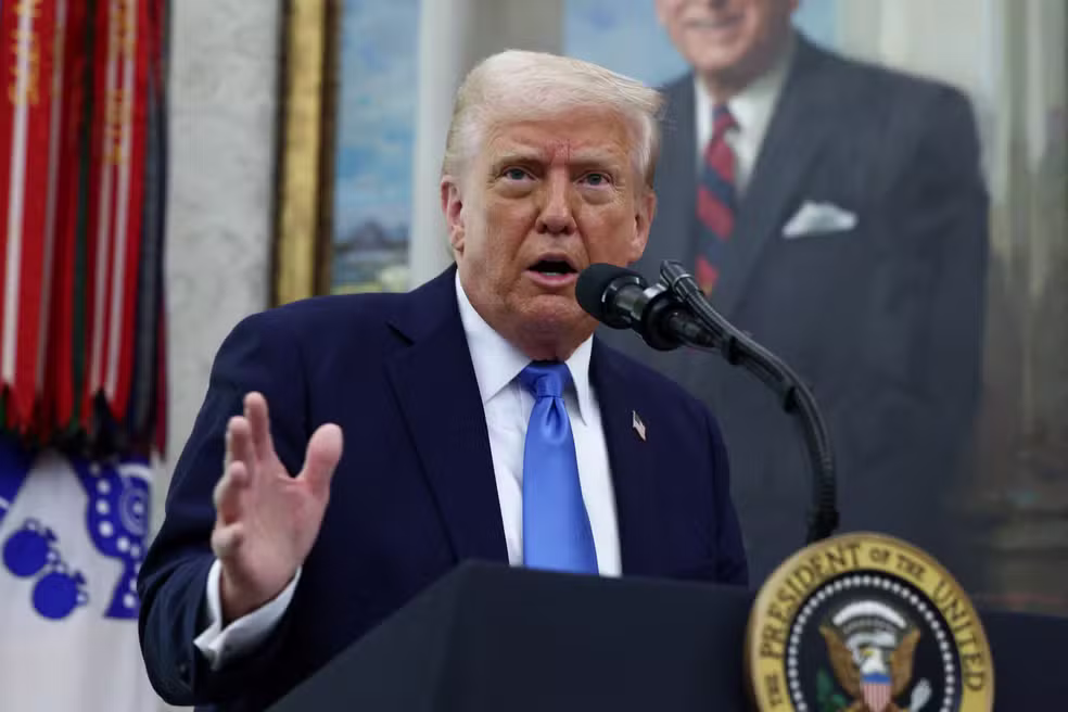 Trump envia carta a Lula e anuncia tarifa de 50% a produto brasileiro