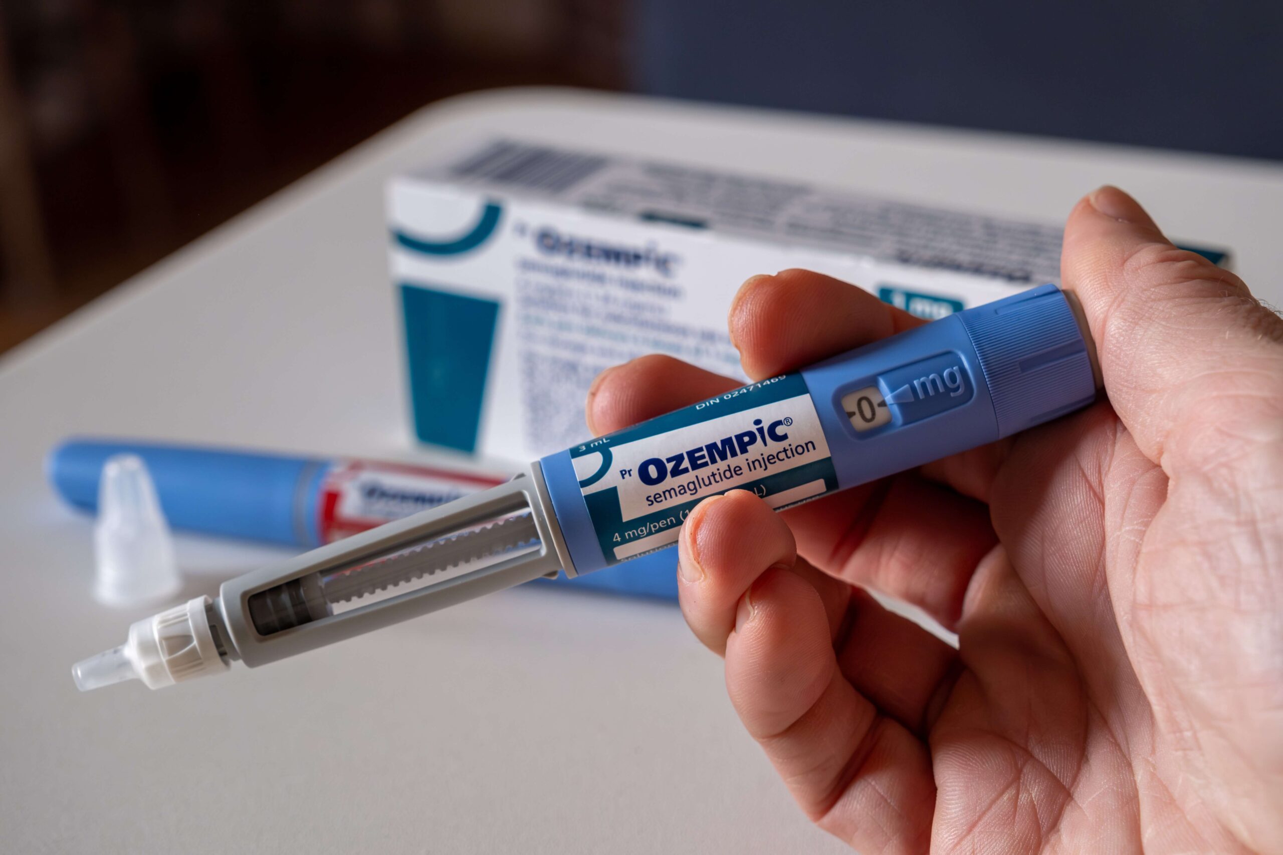 Canetas emagrecedoras, como o Ozempic, só poderão ser vendidas com a retenção da receita médica.