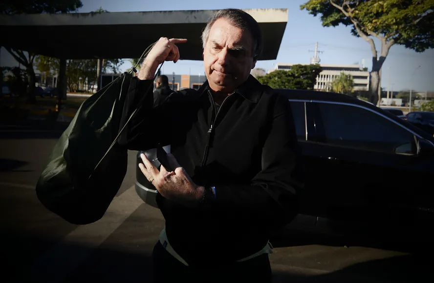 De acordo com a PF, fuga de Bolsonaro era uma preocupação do Poder Judiciário.