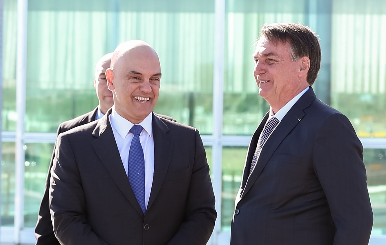 Pesquisa mostra que população manauara acha que STF age com parcialidade, principalmente no caso do julgamento de Jair Bolsonaro.