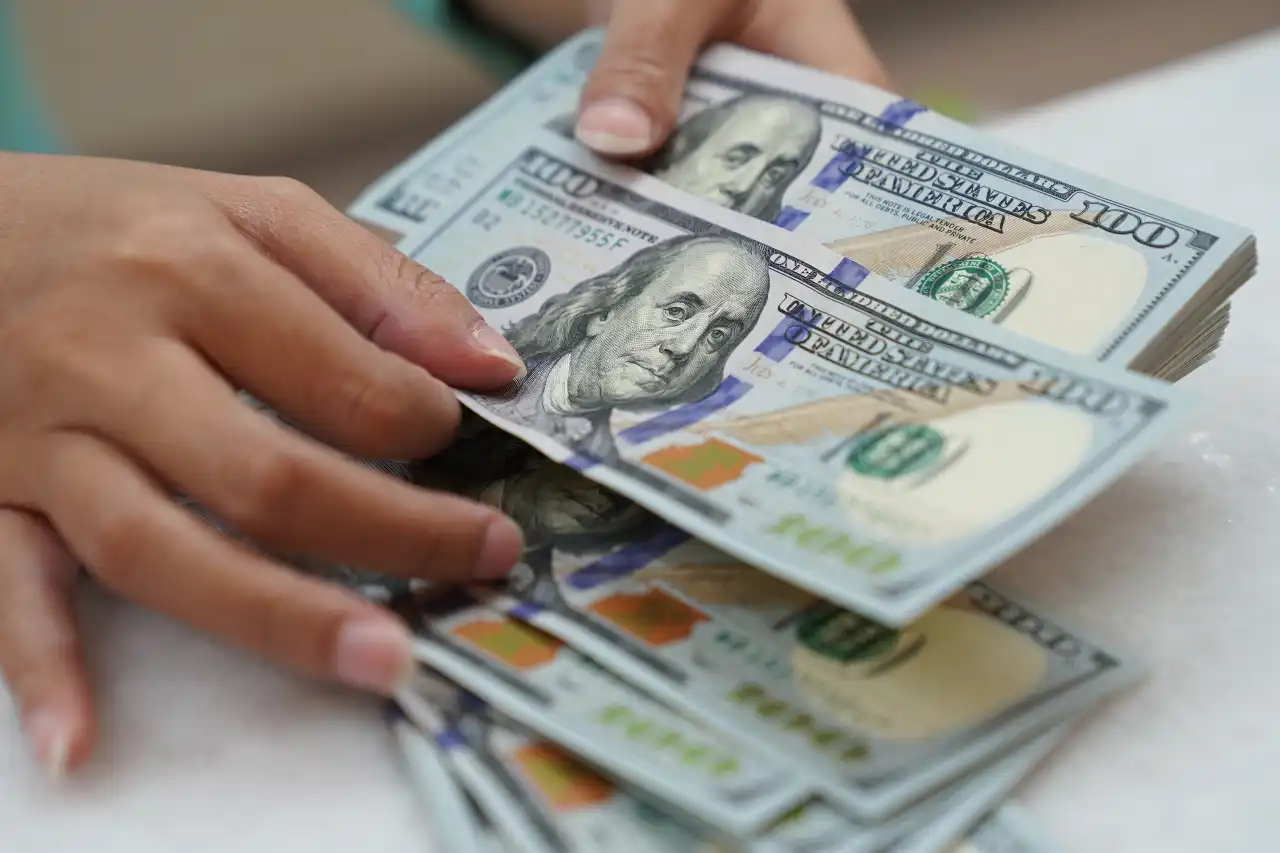 Dólar comercial fechou o dia próximo de R$5,40.