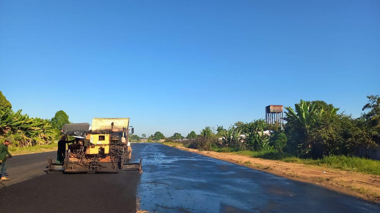 O Governo do Amazonas em parceria com a Prefeitura de Pauini, segue avançando nas obras de recuperação da pista de pouso do município.