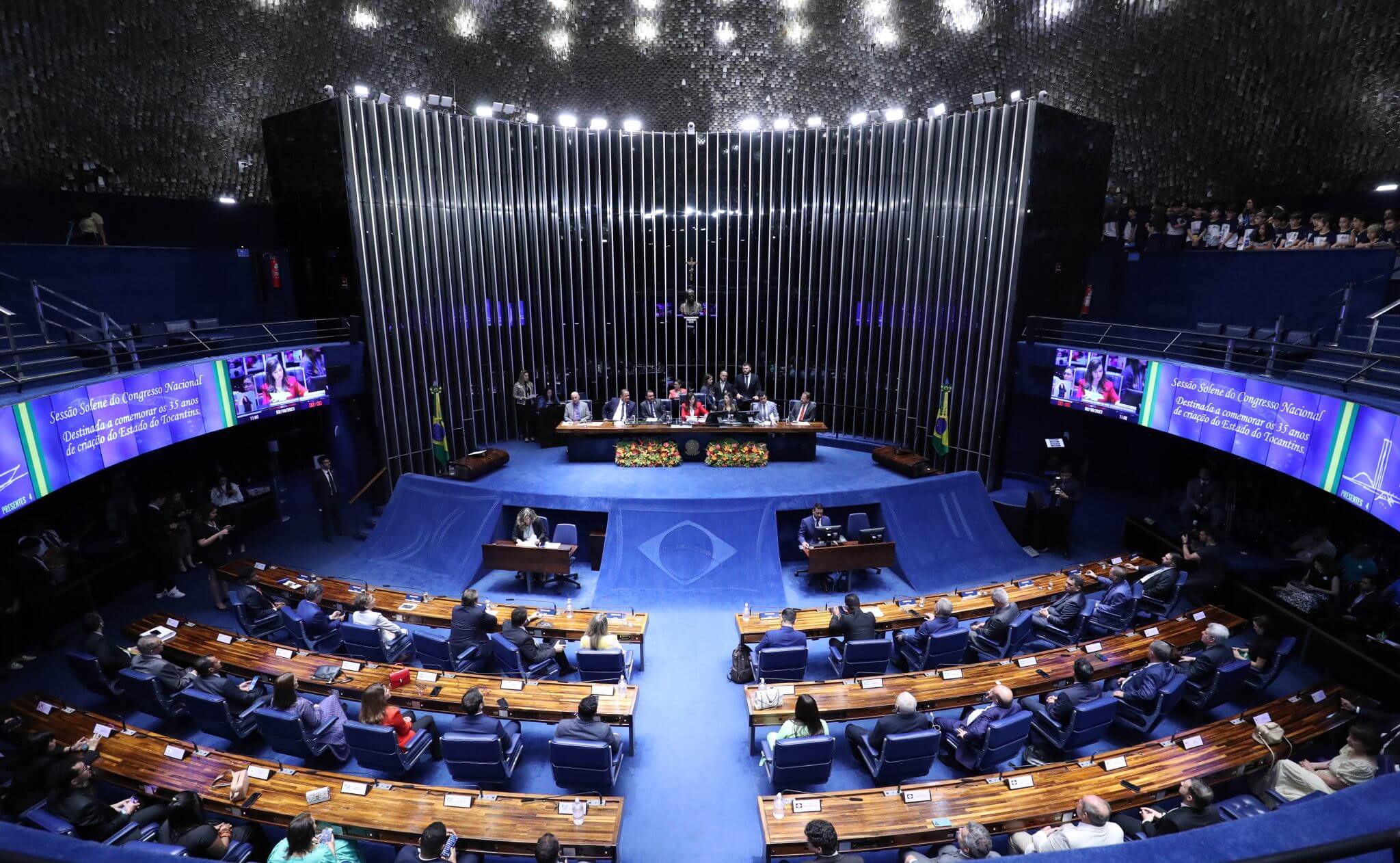 Aumento do número de deputados foi considerado 