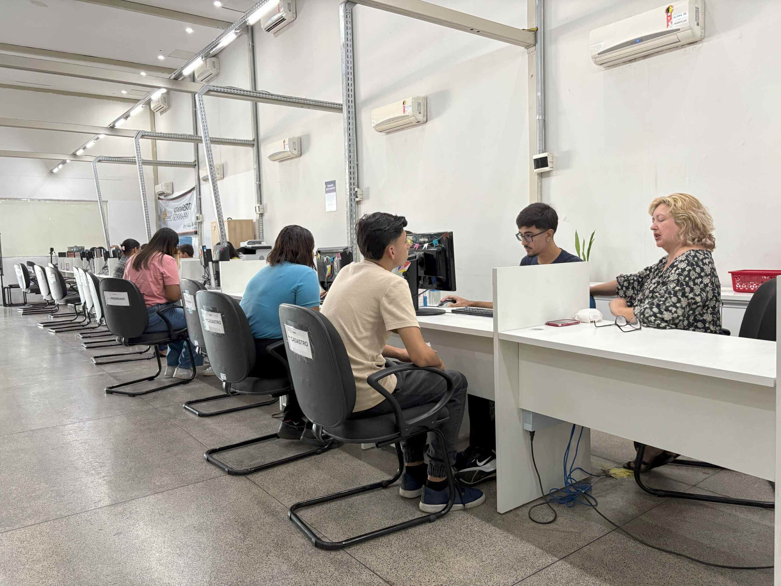 Sine Amazonas divulga 151 vagas de emprego para esta sexta-feira