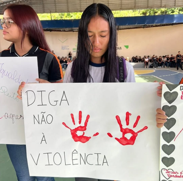 A morte de Fernando Vilaça, espancado após reagir a ofensas homofóbicas reacendeu o debate sobre o enfrentamento ao bullying.