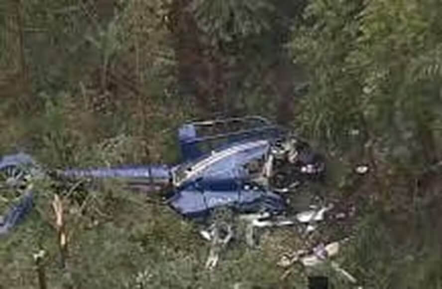 Helicóptero sofreu pane e caiu logo após decolar.