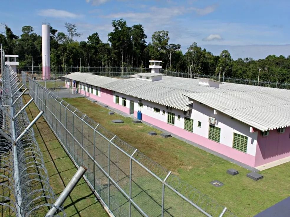 Agente penitenciário é preso por estuprar detenta durante transferência no AM