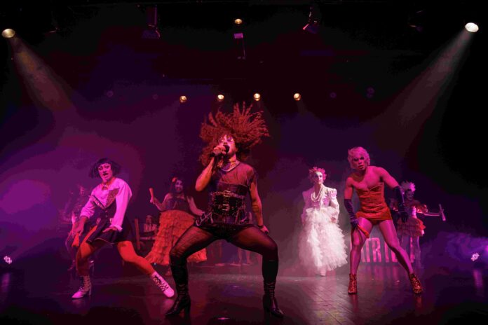 Centro Histórico de Manaus recebe 14 espetáculos gratuitos neste domingo