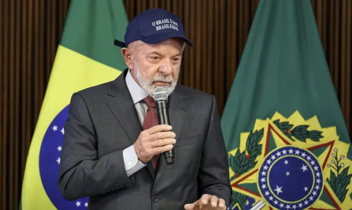 Lula anunciará universidade dos esportes oficialmente em setembro.