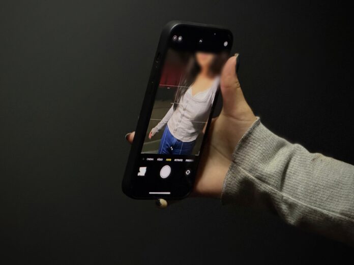 Deputados aprovam urgência de projeto que combate adultização na rede