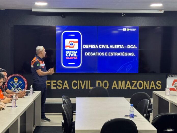Defesa Civil do Amazonas promove capacitação dos municípios que participarão da simulação do sistema Defesa Civil Alerta