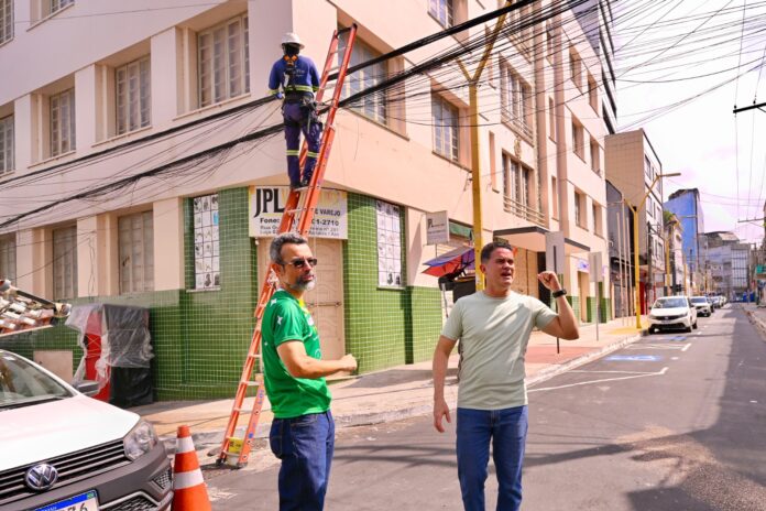 Prefeitura acumula 6,5 toneladas de fios removidos até agora
