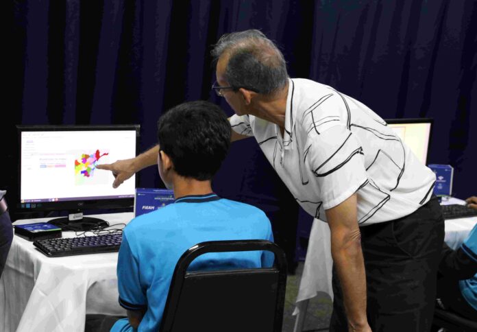 A Secretaria de Estado de Educação e Desporto Escolar recebeu a doação de 2,5 mil minicomputadores, além de 500 mouses e 500 teclados.