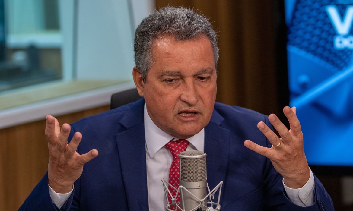 Segundo ministro, estabelecimentos abusivos são minoria que ameaçam o legado da COP30 em Belém.