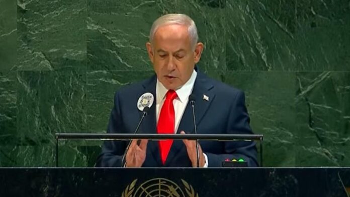 Delegações estrangeiras deixaram o local quando foi anunciado que o próximo a discursar seria o primeiro-ministro de Israel.