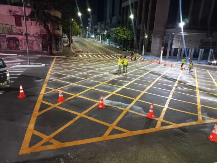 A Prefeitura de Manaus, por meio do IMMU, concluiu uma das maiores revitalizações de sinalização viária já realizadas na capital.