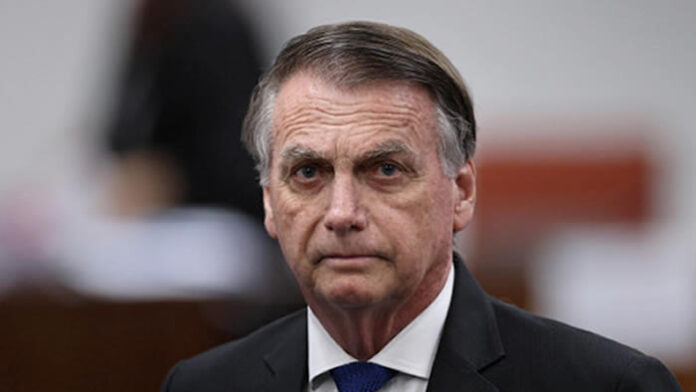 Julgamento de Jair Bolsonaro e outros 7 réus está previsto para continuar até o dia 12 de setembro.