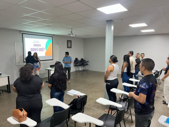Prefeitura de Manaus abre inscrições para curso gratuito de qualificação profissional. São 35 vagas para jovens e adultos em busca de emprego.