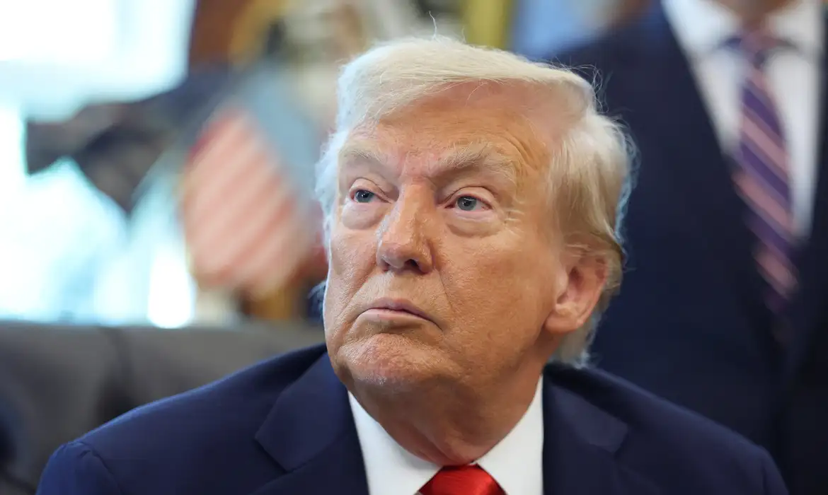 Trump classifica Antifa como terrorista e amplia repressão