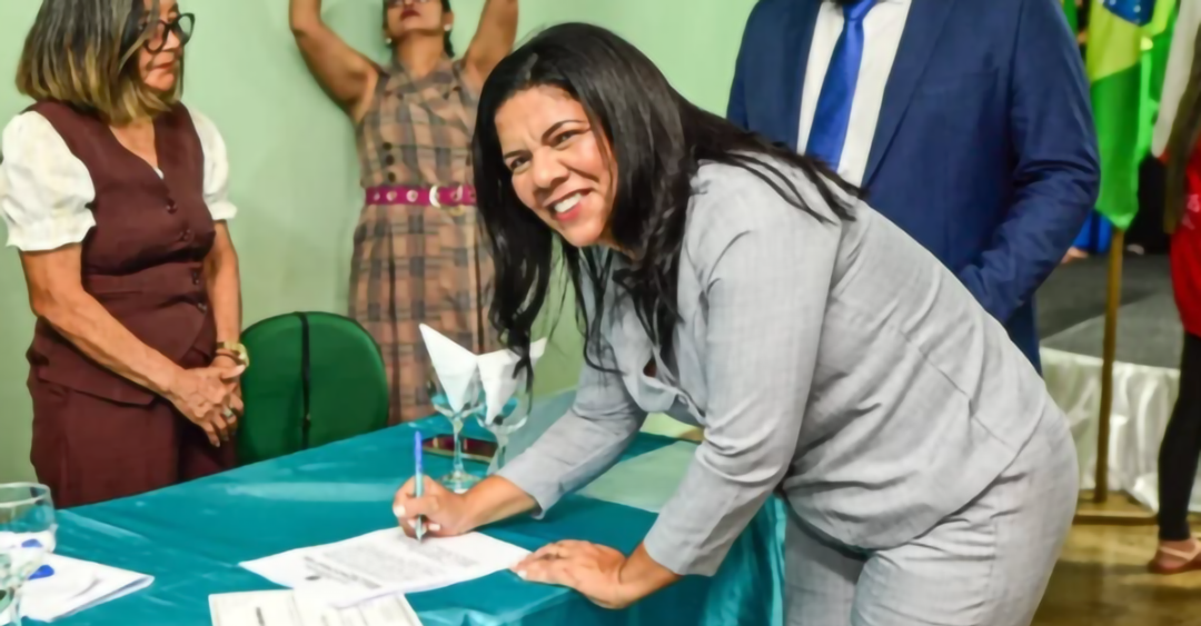 Gestão de Araci Cunha em Nova Olinda do Norte: Multa do TCE-AM por Irregularidades