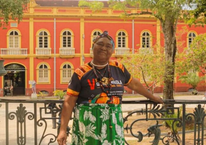 Exposição “Amazônia Preta” celebra a arte e ancestralidade negra em Manaus, transformando o Palacete Provincial em espaço de memória.