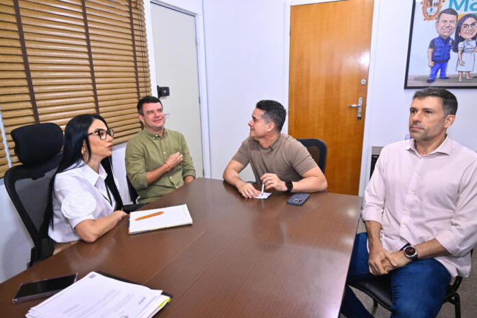 A Prefeitura de Manaus vai realizar 12 mil cirurgias e 6 mil exames especializados para reduzir a fila do Sisreg.