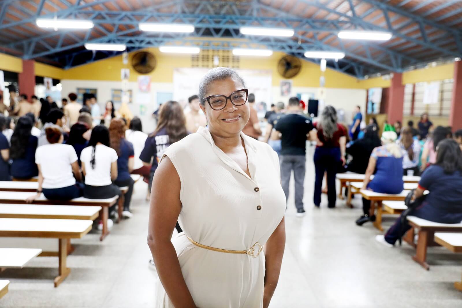 Professora da rede estadual do Amazonas, Grace de Lourdes Cardoso, é reconhecida como Educadora do Ano pela SBEnBio.