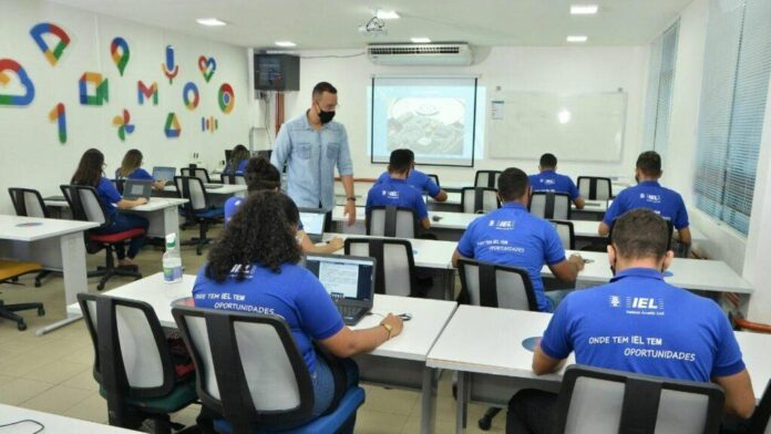 IEL Amazonas: 95 vagas em Manaus para emprego, estágio e jovem aprendiz. Salários até R$ 1.518,00. Inscreva-se online!