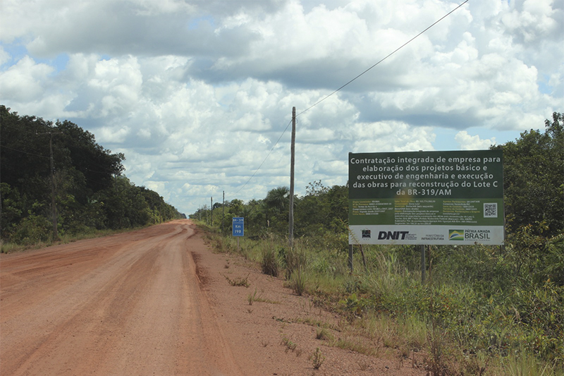 Dnit afirma que exigências do Ibama inviabilizam, por ora, a licença para a repavimentação da BR-319.