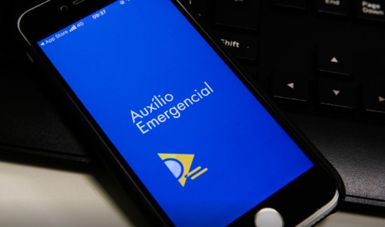 O Ministério do Desenvolvimento Social notificou 177 mil famílias para devolver valores recebidos indevidamente do auxílio emergencial.
