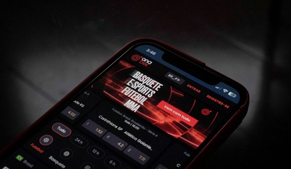 Governo proíbe beneficiários do Bolsa Família e BPC de apostar em sites de bets; contas serão bloqueadas e recursos devolvidos.