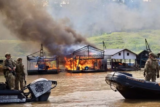 A Defensoria Pública pediu a criação de uma CPI para investigar supostos abusos em operações da PF contra o garimpo ilegal no Rio Madeira.