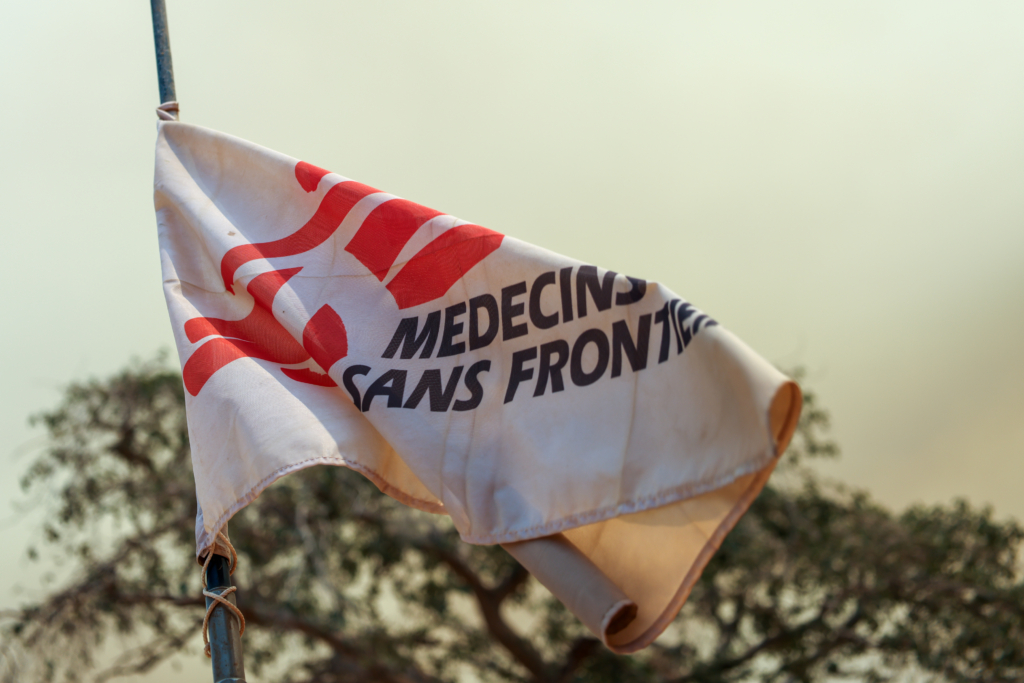 Médicos Sem Fronteiras confirma morte de fisioterapeuta em Gaza. Abed El Hameed Qaradaya, 15º profissional vítima do conflito.