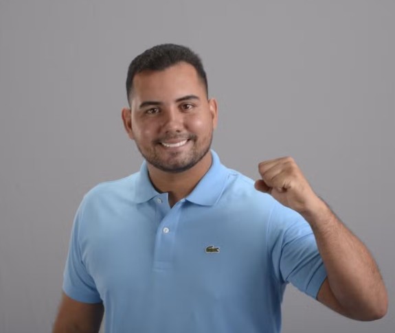 Prefeito de Boa Vista do Ramos é internado após picada de aranha-marrom e recebe soro antiloxoscélico. Evolução do quadro é considerada boa.