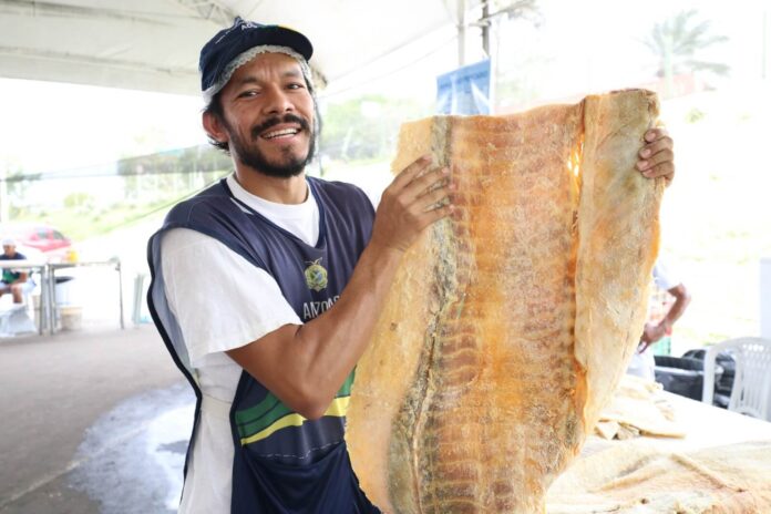 Edição especial do Feirão do Pescado da ADS ocorre em Manaus nos dias 28 e 29 de novembro, com 50 toneladas de peixe e produtos regionais.