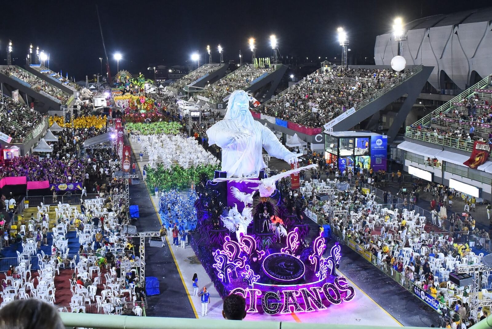 A Prefeitura de Manaus abriu edital de mais de R$ 3 milhões para financiar os desfiles das escolas de samba dos grupos Especial no Carnaval 2026.