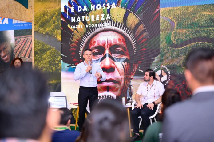 Manaus apresenta proposta de Bolsa de Carbono Verde na COP30 e se destaca por projetos ambientais e inovação em sustentabilidade.