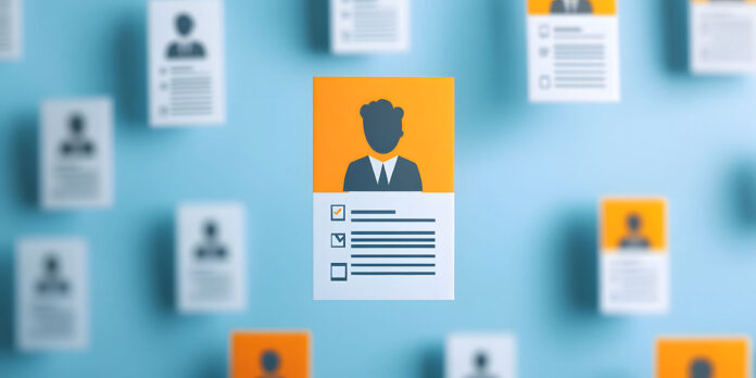 Descubra as novas tendências de trabalho reveladas pelo Glassdoor. Entenda como as demissões contínuas e o trabalho remoto impactam sua carreira.