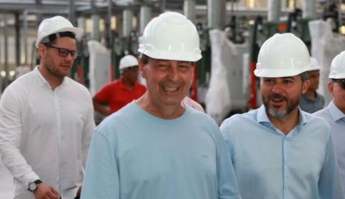 Omar Aziz visita nova fábrica da Ciclo Cairu em Manaus. Expansão industrial de R$ 500 milhões deve gerar 1.200 empregos na ZFM