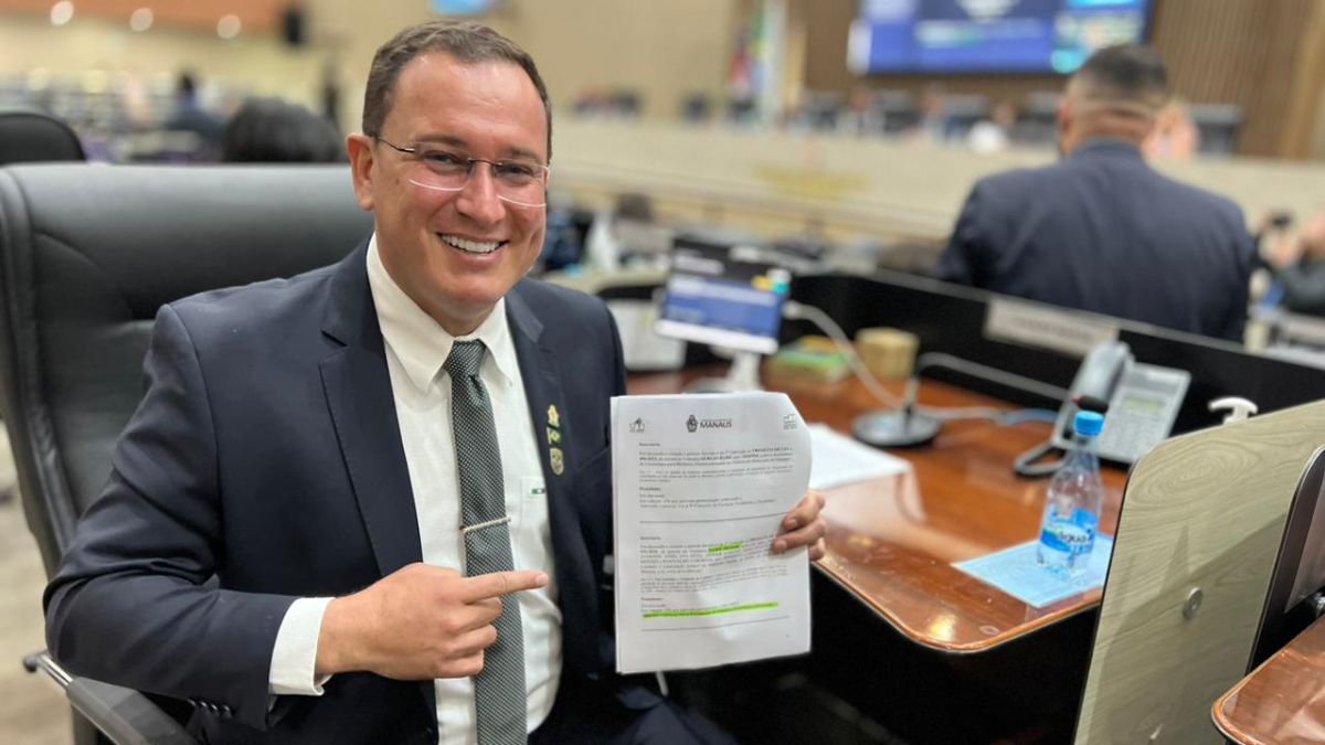 O PL 521/2025 combate a adultização infantil digital. Saiba como a proposta de Raiff Matos protege crianças e tramita na Câmara Municipal de Manaus